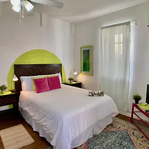 Tropical In Miramar San Juan